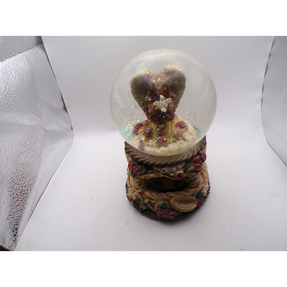 Musical Angel‎ Wings Heart Love Couple Snow Globe Glitter Water Ball Works Fine